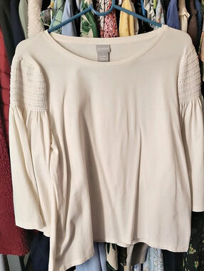 Chico's Long Sleeve Tunic in Cream Size 1 Like New